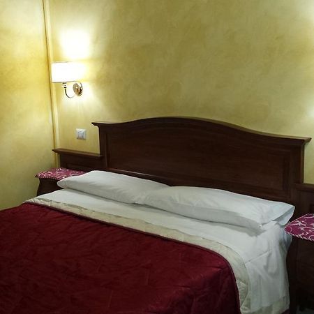 3 Lati Di Pitagora B&B Roma Ngoại thất bức ảnh