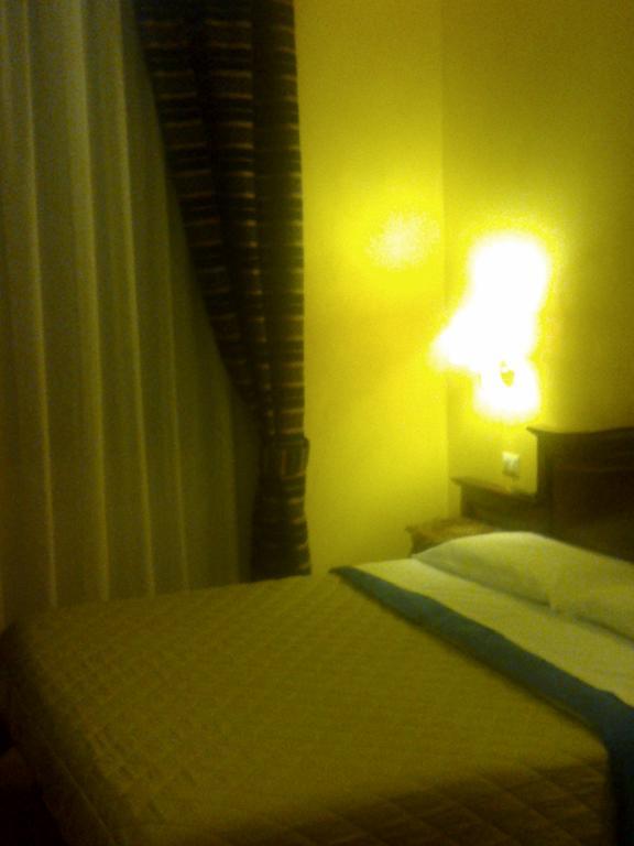 3 Lati Di Pitagora B&B Roma Ngoại thất bức ảnh
